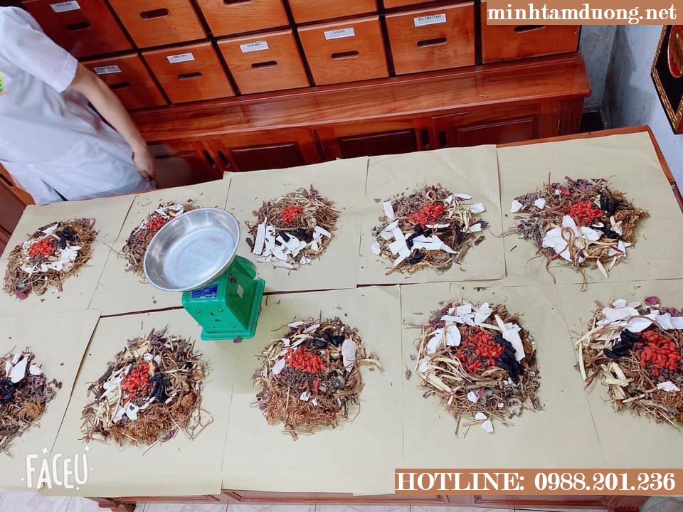 dich-vu-xoa-bop-bam-huyet-tai-nha-khu-vuc-cong-vi