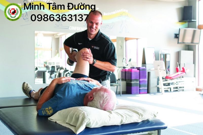 Dich-vu-phuc-hoi-chuc-nang-tai-nha-nam-dong-ha-noi-minhtamduong2