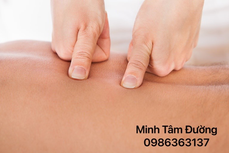 bam-huyet-tai-nha-tai-tay-mo