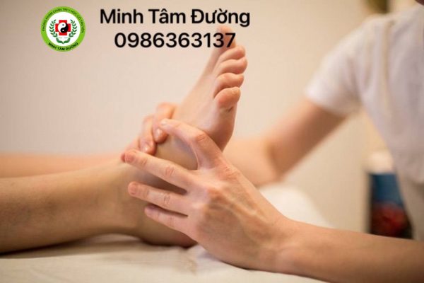 bam-huyet-tai-nha-tai-van-mieu