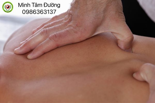 bam-huyet-tai-nha-tai-van-mieu