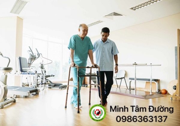 phuc-hoi-chuc-nang-tai-nha-tai-nghia-do-cau-giay