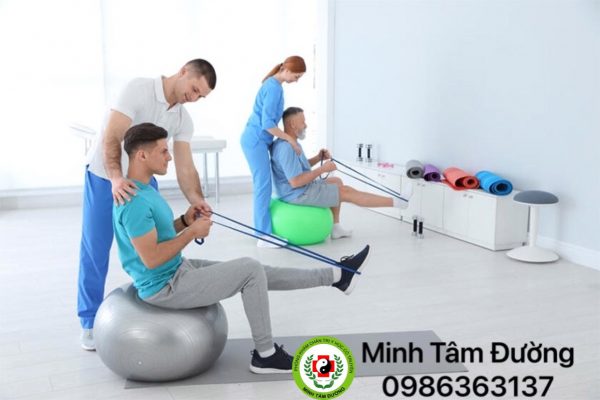 phuc-hoi-chuc-nang-tai-nha-tai-yen-hoa-cau-giay